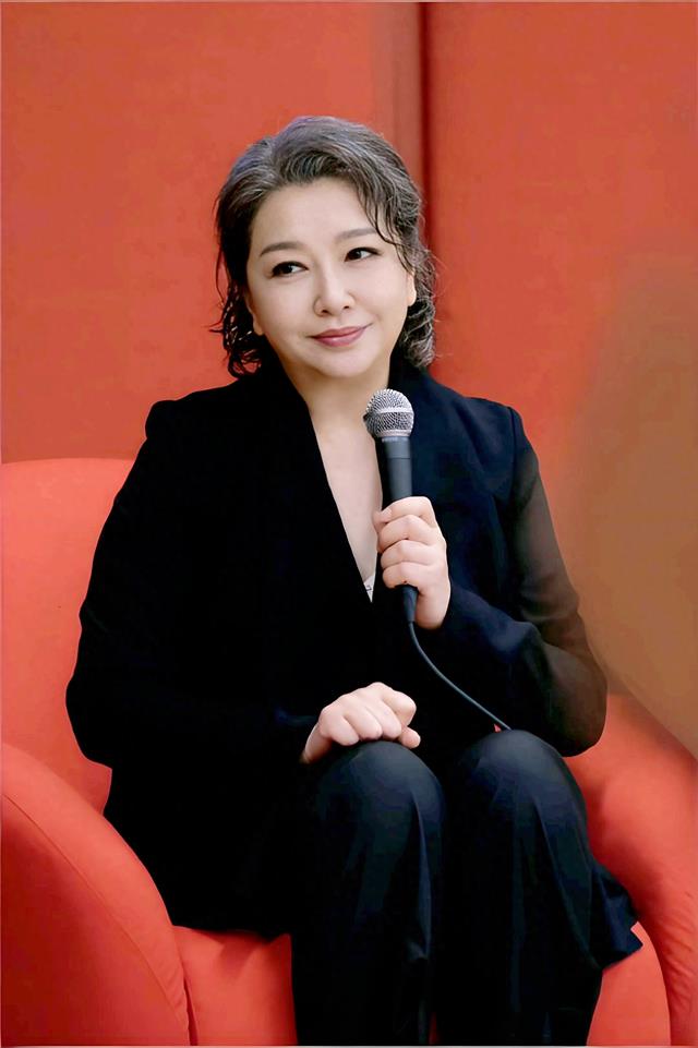 女星江珊:当年“罢演事件”她是受害者,59岁还要为生计奔波