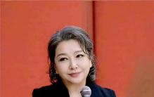 女星江珊：当年“罢演事件”她是受害者，59岁还要为生计奔波