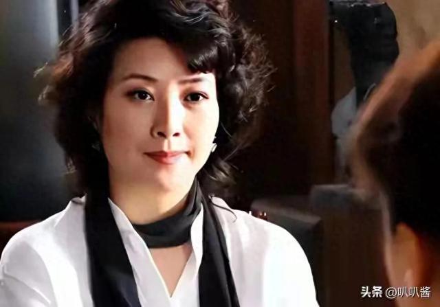 权色交易，陪睡上位，她完全不沾边，堪称娱乐圈的一股“清流”！