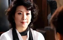 权色交易，陪睡上位，她完全不沾边，堪称娱乐圈的一股“清流”！