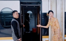 恭喜！他们结婚了！“婚车全球最贵！”