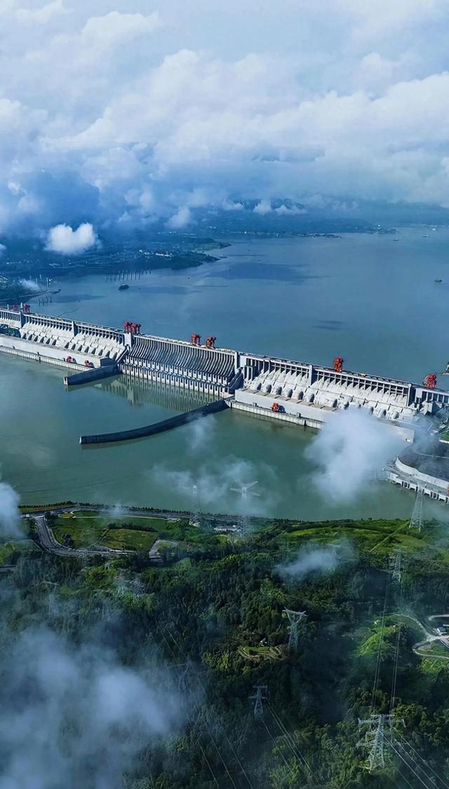 举世瞩目的三峡工程，有“十个世界之最”