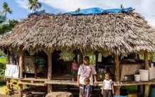 世界上＂最透明＂的国家：男女不注重隐私，晚上睡觉连门都不关