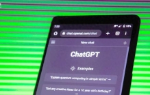 AI权力的交接：为什么OpenAI赢了流量，却输了未来？
