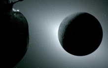 震撼的美！宇航员刚刚从人类到达的最远地方传回了新月球照片