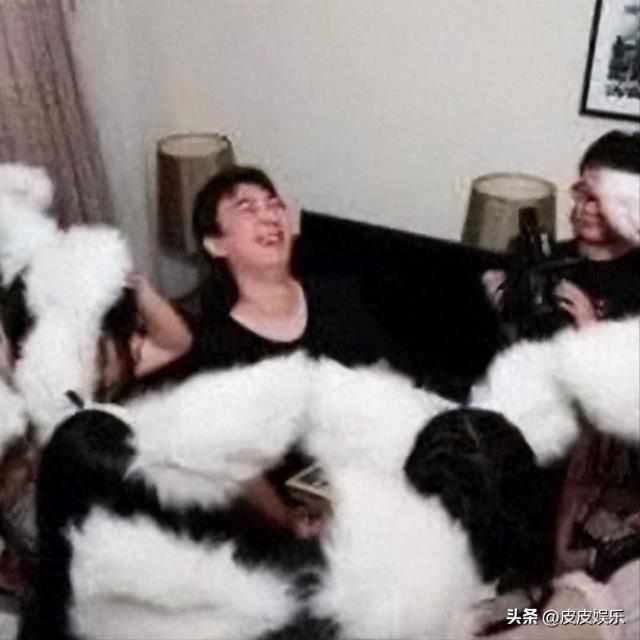 陪玩陪睡算什么?继舔手指 人体盛宴后 知名女星爆料,王思聪受牵连