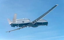 美军顶级飞机又被击落？极速坠落失踪，全球最贵，伊朗又拿首杀？