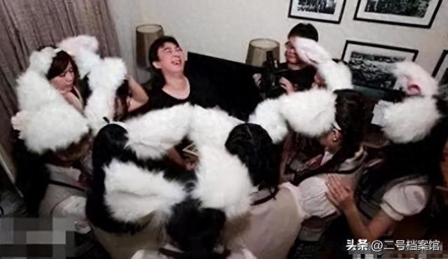 陪睡陪玩只是开胃菜！明星曝出的娱乐圈内幕，尺度一个比一个大