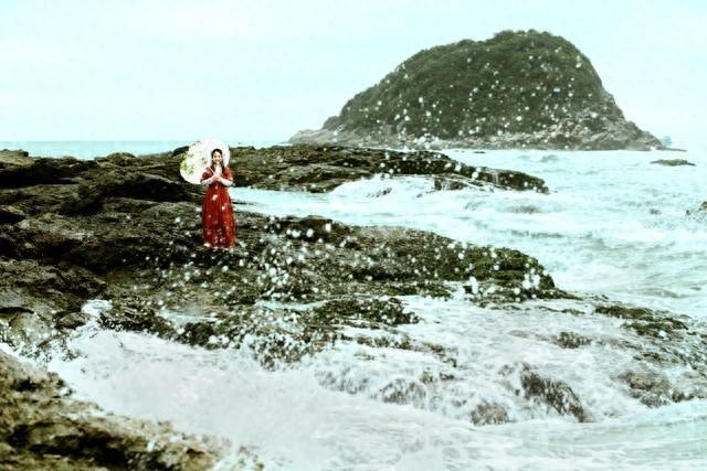 诺曼底登陆：人类史上最昂贵的“差评盟军用24小时改写了地球副本