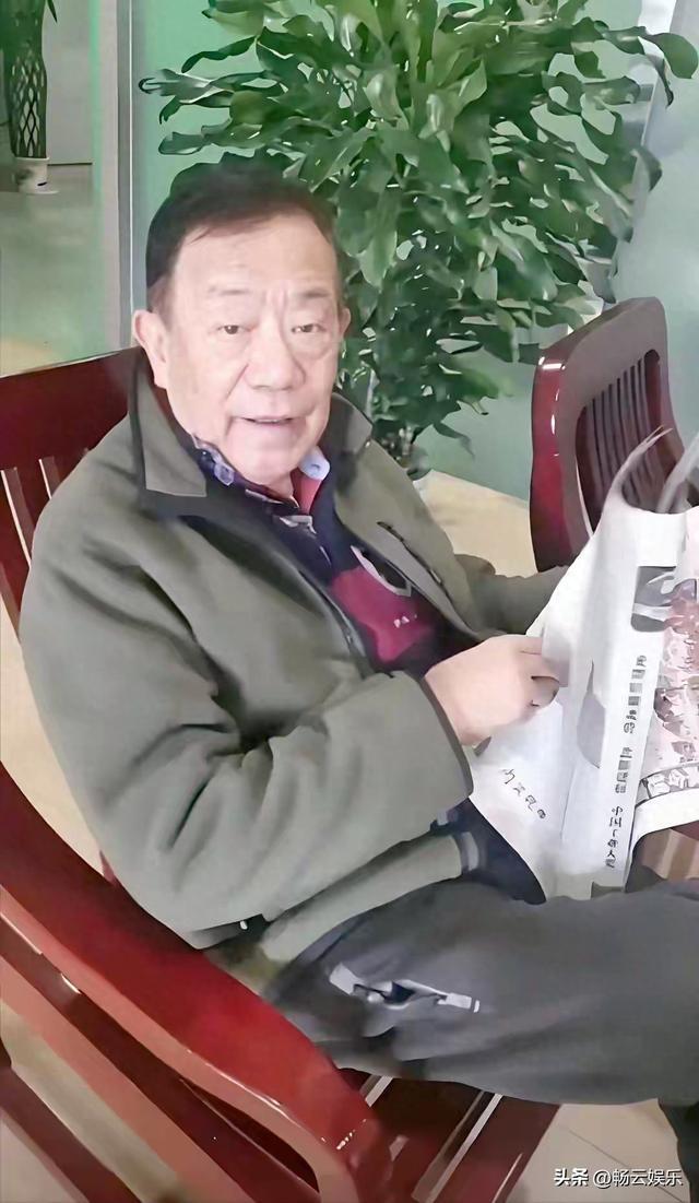 84岁高明痛失爱子，儿媳暖心相伴，人间亲情最动人