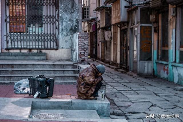 所谓“人吃人”，是世界最真实的生存法则