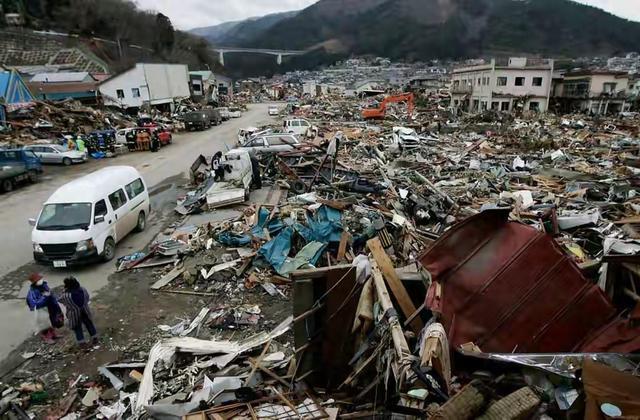日本7.7级强震：灾难前没有“发达”与“落后”，有人类共同脆弱