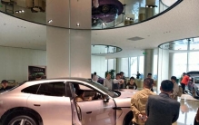 关注“体验经济”丨每年十几万人打卡“小米工厂” 工业游何以这么火？