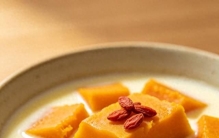 别只吃鸡蛋，高蛋白食物新排名：豆腐第4，牛奶第3，第1名想不到