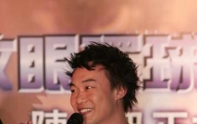 你们只看到谢霆锋容祖儿风光，谁还记得英皇那些被亏待过的艺人？