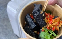 走遍大街小巷，这10座城市藏着最地道的民间小吃