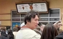 王健林债务缠身，王思聪洛杉矶落魄排队，老子还能为他兜底吗？