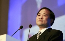 被骂疯子到狂赚千亿：16年前那场震惊全球蛇吞象，李书福凭啥赌赢