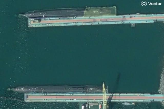 真怕了：没钱买防空导弹，俄海军被迫给“北风之神”核潜艇加顶棚