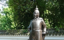 戚继光：明朝的民族英雄与军事改革家，铸就不朽铁血传奇