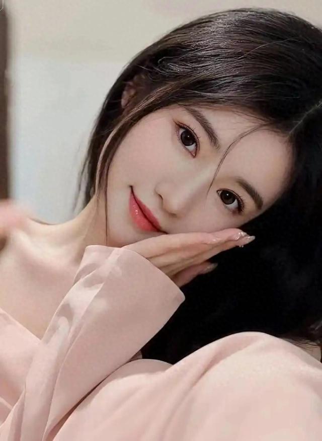 明星整容真相大揭秘，他们到底变美了还是毁了？