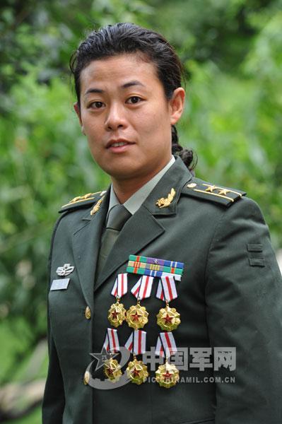 从富家千金到铁血军魂!徐蕾:中国军事五项史上最燃霸王花
