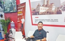 他是脑瘫患者，摆过修车摊，如今跨界“造车”帮助更多残疾人