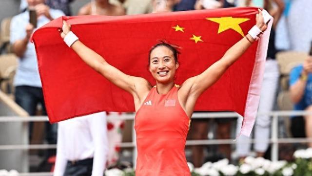 郑钦文排名暴跌!商业价值遭遇重大冲击