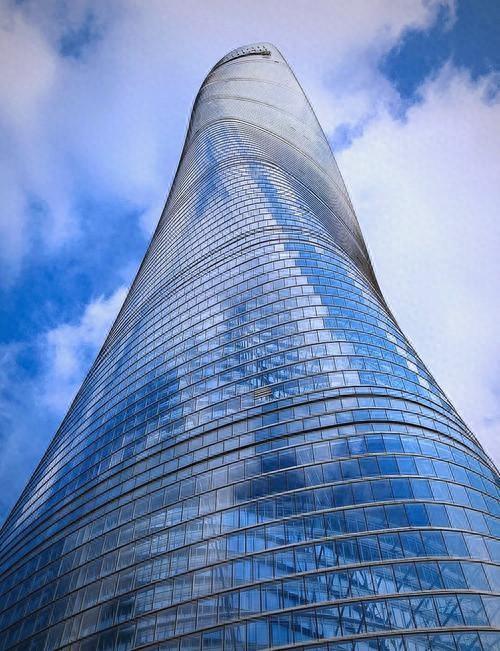 中国建筑王者,上海建工打造632米中国第一高楼,享誉全球。