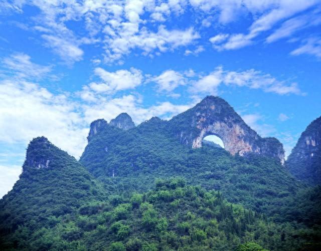 我们拥有的和平与稳定是这个世界上最奢侈的东西