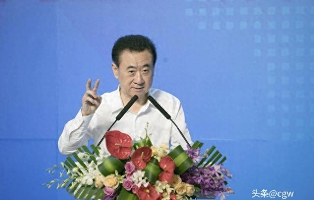 背债38亿被逼卖广场！老王死磕不赖账，拆掉帝国守住底线！