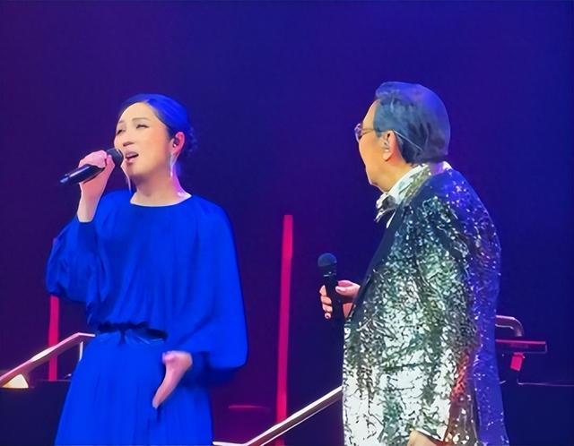94岁香港艺人“修哥”红磡演唱会，近5小时45首歌，成功挑战吉尼斯世界纪录，刘德华、张学友、陈奕迅、杨千嬅等到场支持