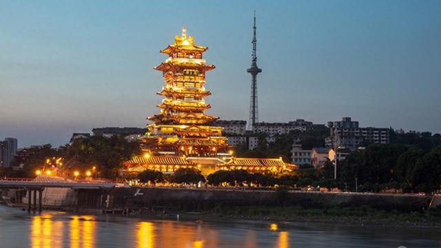 绵阳夜景天花板，涪江边这座名楼凭什么和三大名楼齐名？