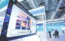 资本竞逐世界模型：热潮、分歧与未竟之路