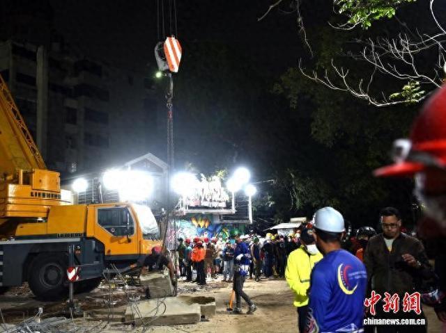 直击委内瑞拉地震搜救现场：“肯定还有奇迹”