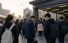 高考后清单超三万，家长该怎么扛
