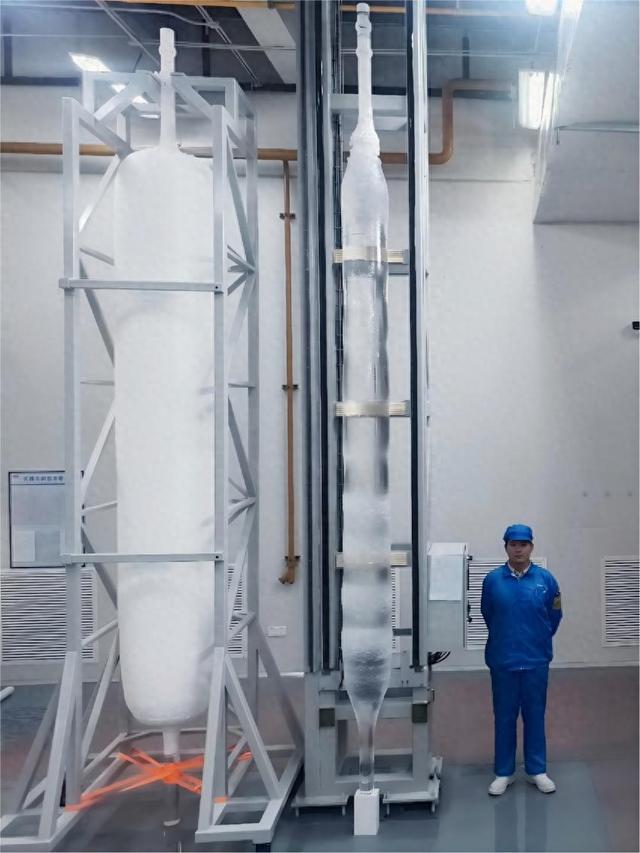 硬核突破！武汉造出全球最大光棒，彻底打破国外垄断