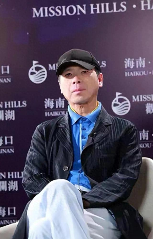 姜文一句冯裤子让冯小刚当场黑脸,这三个字扯下娱乐圈遮羞布