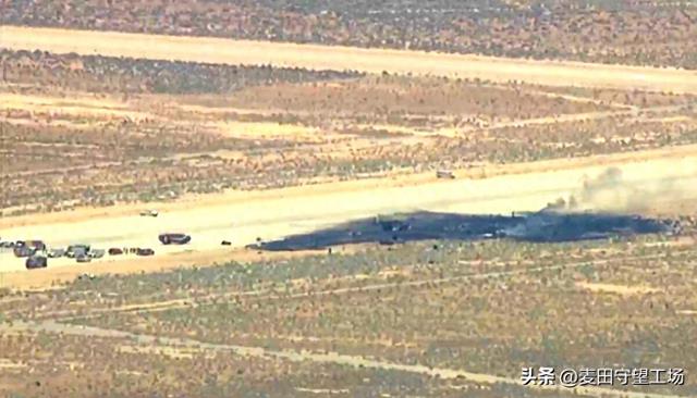 B-52坠毁后，美专家：为对付中国，最好要有250架B-21隐身轰炸机