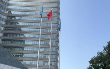 月入18个亿，每天接诊超过4万人，全球最大的医院竟然在河南