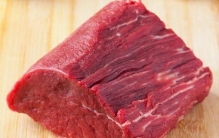 45岁后别乱补！4大长寿食物排名：牛肉仅排第4，第1名常被当垃圾扔掉