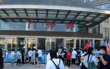 年收入两百亿，每天手术800台，世界最大医院，居然在中国郑州？