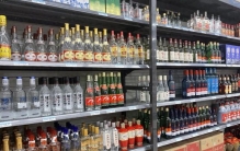 一个“封神”，一个破局：汾酒、洋河光瓶酒深度横评，谁更值得囤