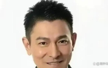 刘德华那张4000万支票，撕开了娱乐圈最凉薄的一层皮