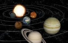 天文学家曾认为：太阳背面还有一个地球，但我们永远看不见