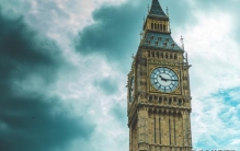 英国宣布史上最大规模涉俄制裁，包括39家中国企业
