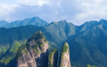 这座最霸气的山水小城，金庸笔下的江湖，才是浙西的宝藏！