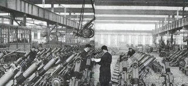 1935年，中国花重金买下5000挺捷克机枪，验收人员被禁止进车间