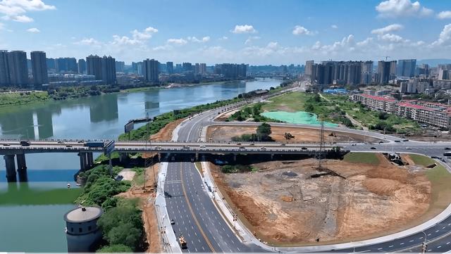 细看冷水滩湘江西路:永州河西最有烟火气的滨江商圈