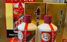 中国最好喝5款白酒排名——500块和3000块的白酒，差距在哪？5款公认最好喝白酒实测：南方人喝这个，北方人喝那个